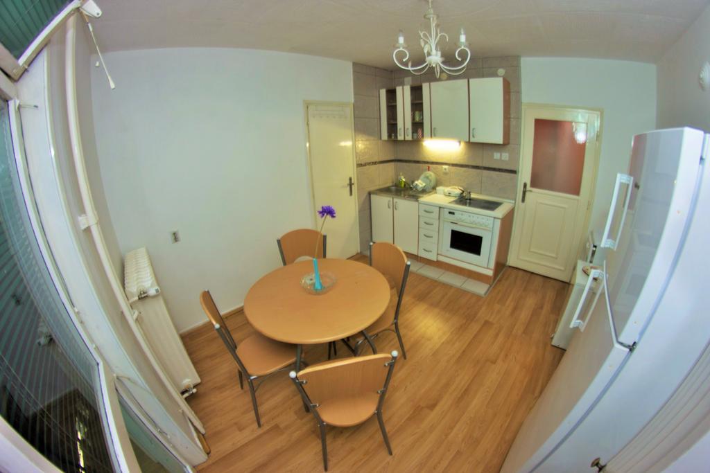 Apartman Panorama Glavna Ulica Užice Quarto foto